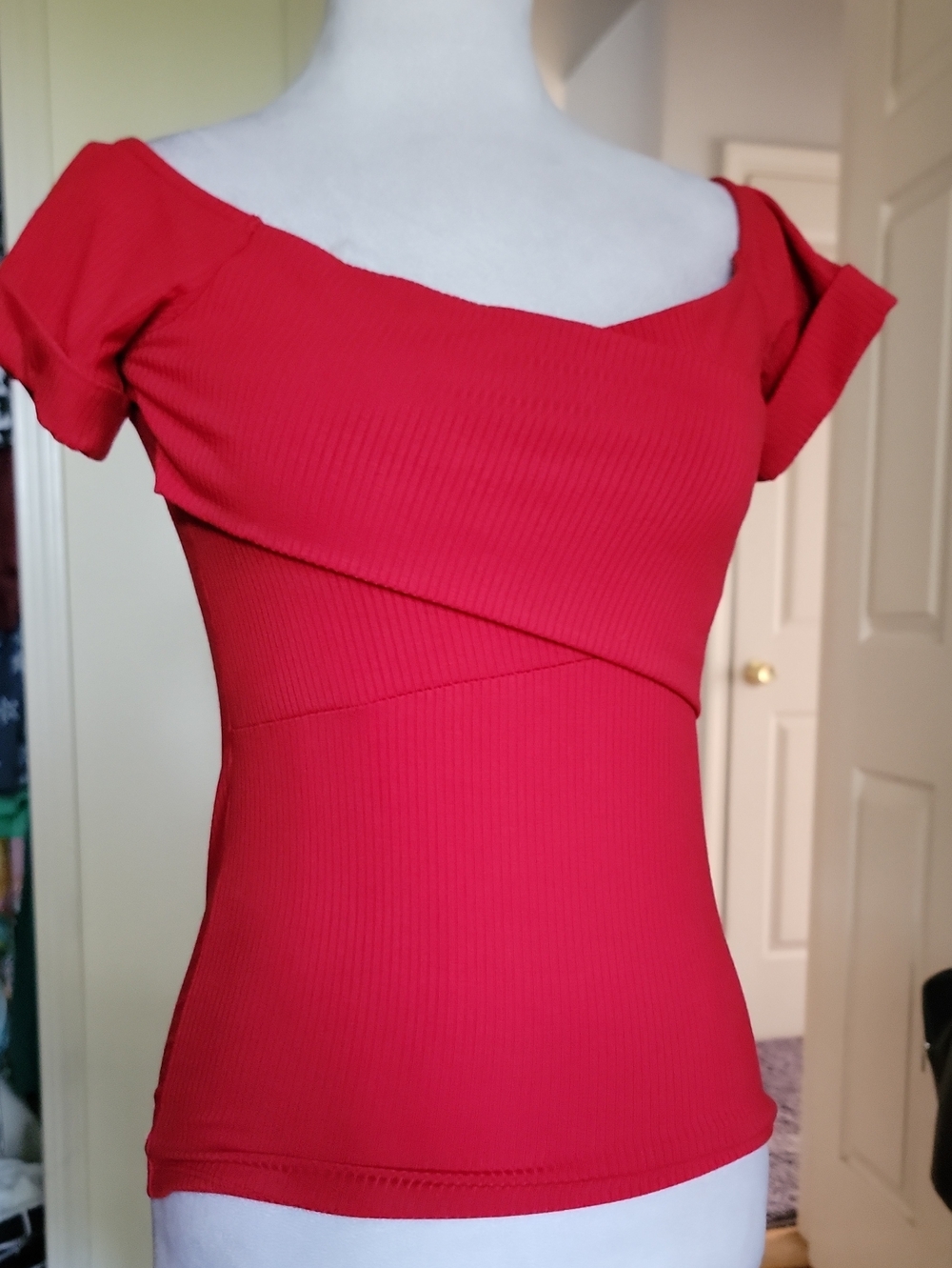 GBG Red Off-Shoulder Ribbed Women's Top